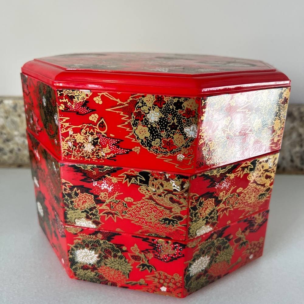Japanese Bento Box - Picture 3 of 5